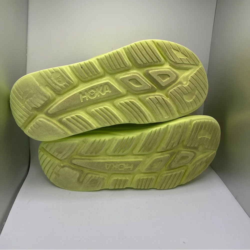 Youth Hoka One One Slides Size 4